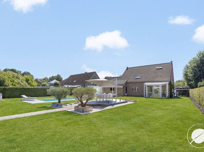 Maison à vendre à Hasseltse dreef 99,
                    3512 Stevoort