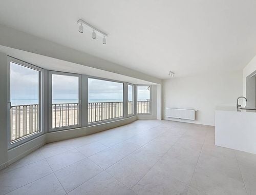                                         Appartement te huur in Koksijde, € 980
