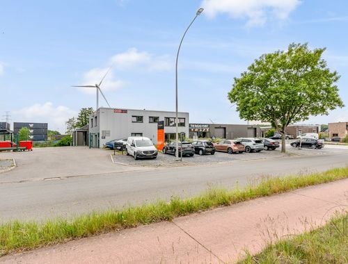                                         Kantoor te huur in Genk, € 800
