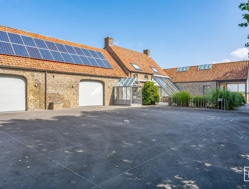                                         Fermette te koop in Klemskerke, € 950.000
