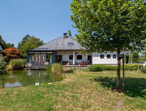                                         Maison unifamiliale à vendre à Brasschaat, € 799.000
