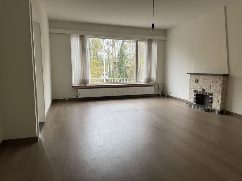 Appartement met 2 slaapkamers op TOPlocatie in Lier<br />
<br />
Ligging: Rustig gelegen appartement binnen de stadsvesten van Lier, op wandelafstan