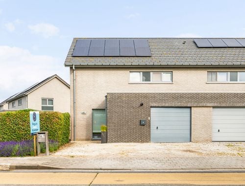                                         Woning te koop in Izegem, € 375.000
