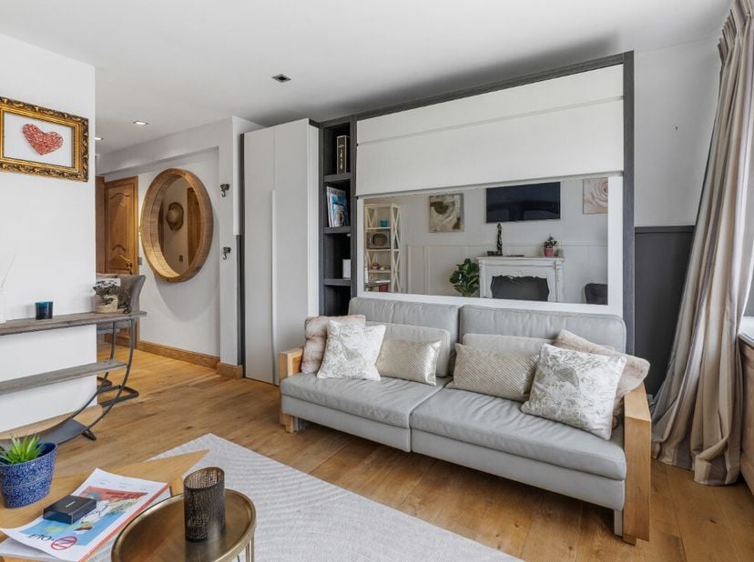 Knokke: Instapklare studio te koop gelegen in de Zoutelaan in Knokke.Ontdek deze charmante, instapklare studio gelegen op een uitstekende locatie in K