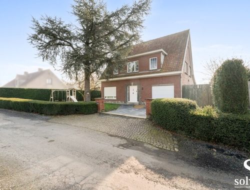                                         Woning te koop in Lotenhulle, € 360.000
