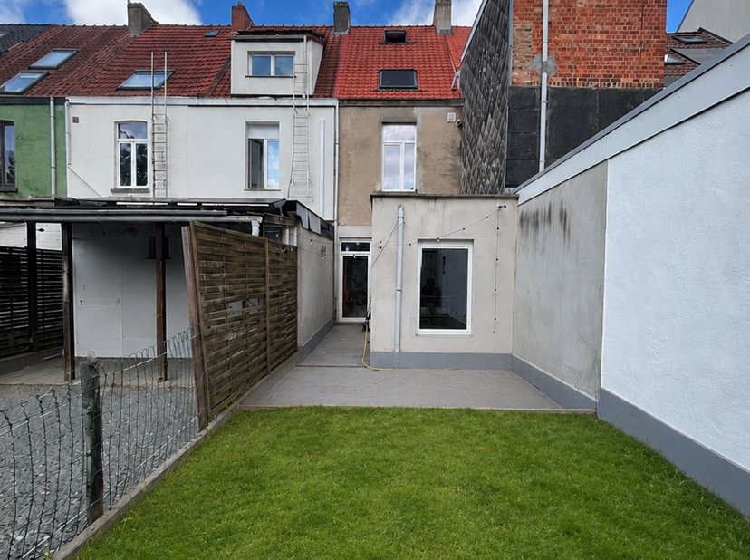 Maison à louer
                    à 9000 Gent