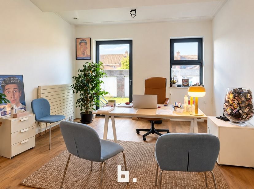 Bedrijfsvastgoed te huur in Maalse Steenweg 171,
                    8310 Sint-Kruis