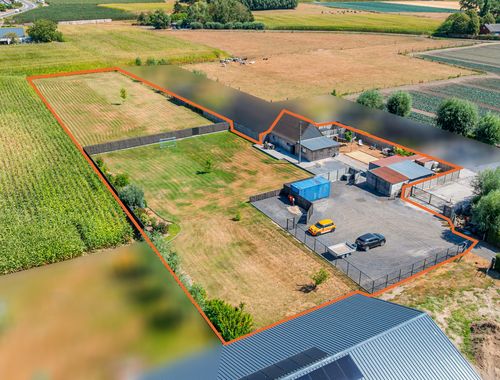                                         Maison à vendre à Meulebeke, € 325.000
