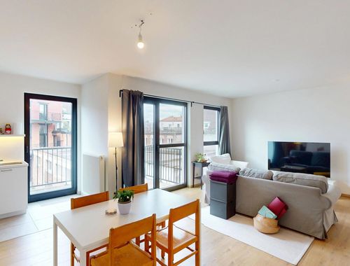                                         Appartement te huur in Antwerpen, € 1.100
