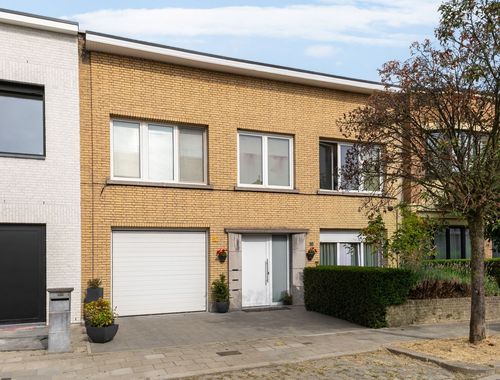                                         Appartementsgebouw te koop in Borgerhout, € 699.000
