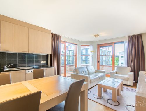                                         Appartement à louer à Auderghem, € 1.300
