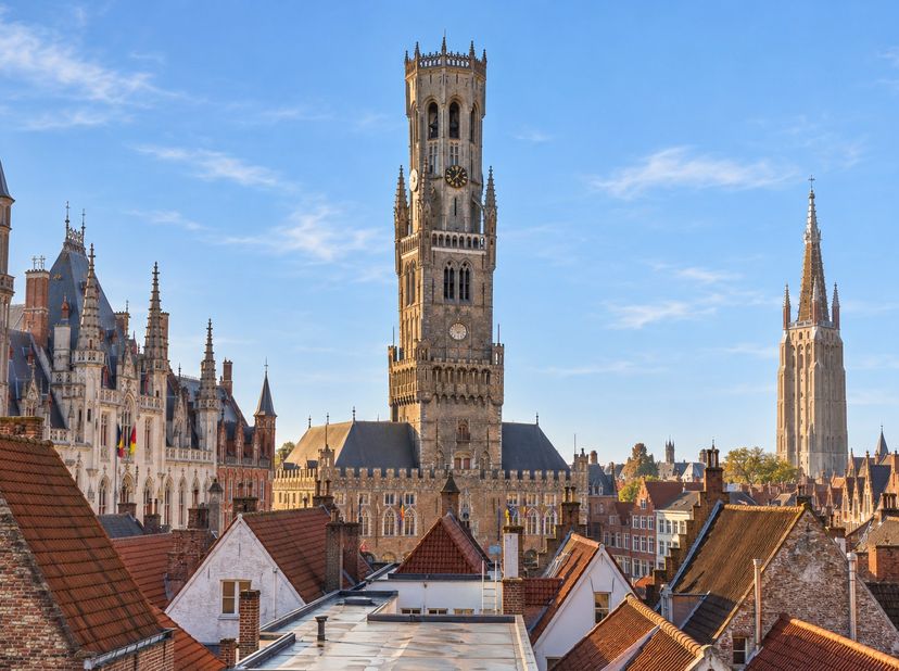 Appartement te koop in Niklaas Desparsstraat 10,
                    8000 Brugge