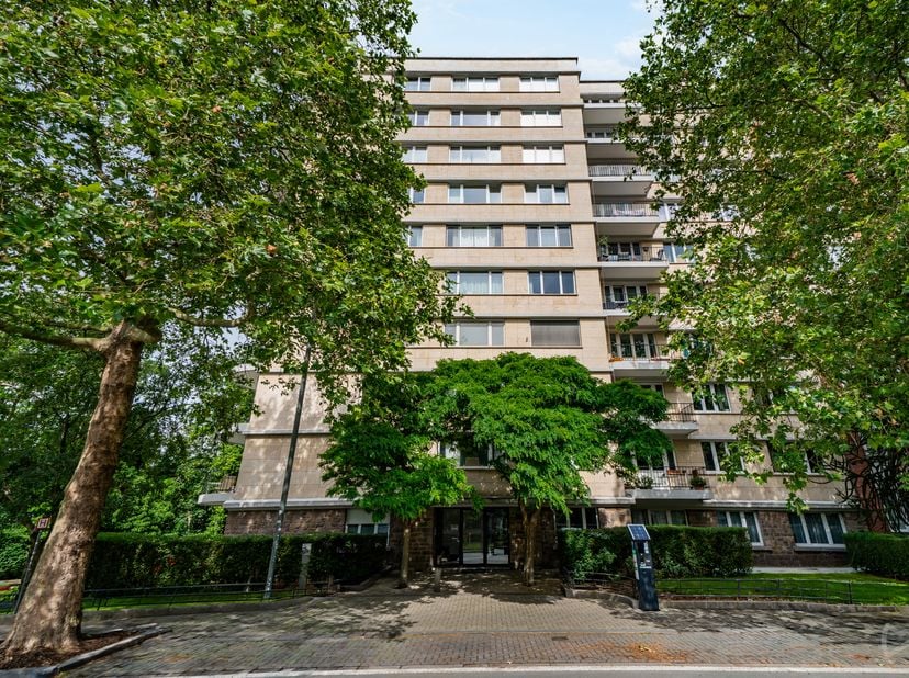 Appartement te koop
                    in 1040 Etterbeek