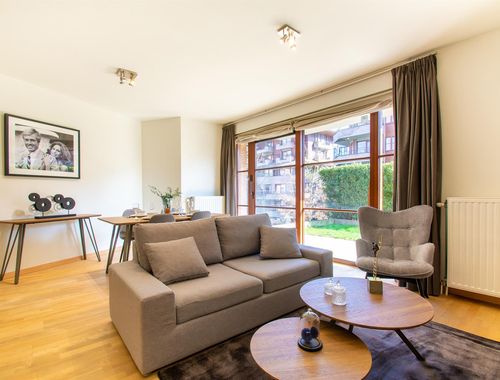                                         Appartement à louer à Auderghem, € 1.650
