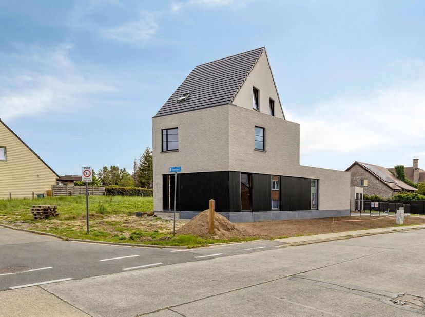 Huis te koop in Stenenstraat 119,
                    9255 Buggenhout