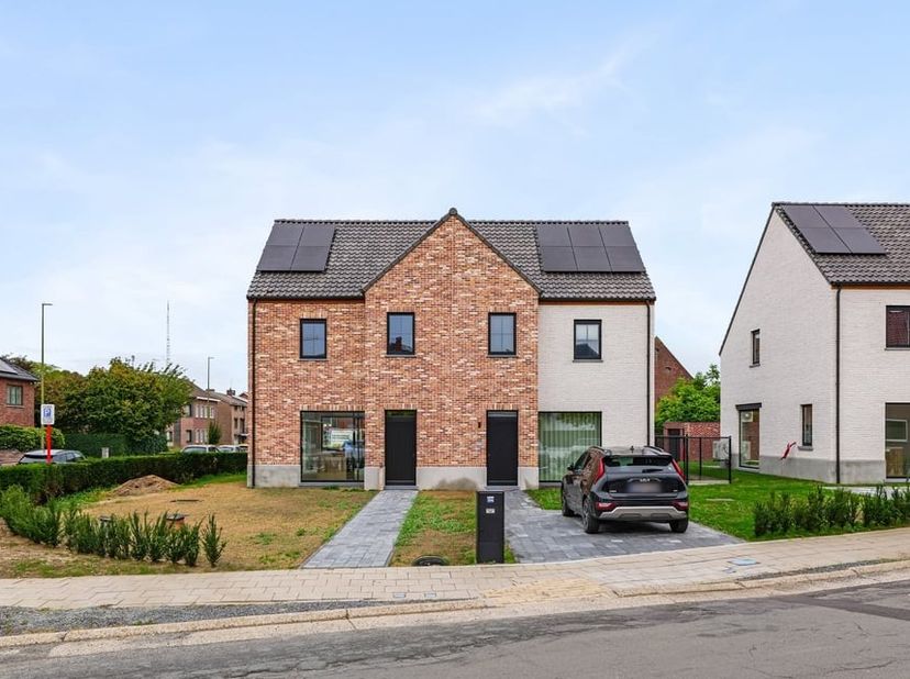 Maison à vendre à Zepperenweg 1 boîte LOT 1,
                    3800 Sint-Truiden
