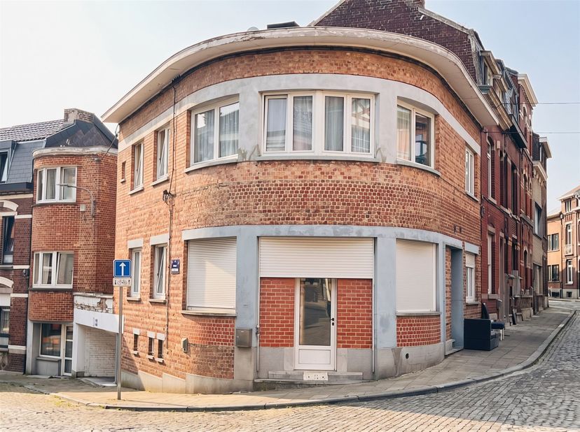 Huis te koop in Rue Gilles Demarteau 38 bus 1,
                    4000 Liège