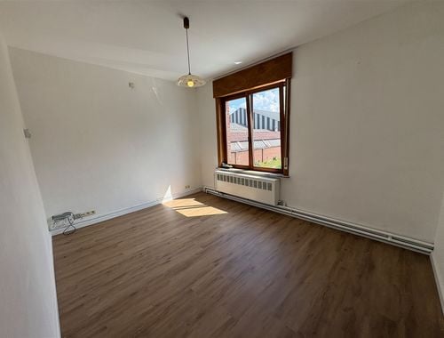                                         Appartement te huur in Péruwelz, € 550
