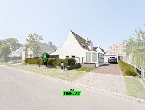                                         Villa à vendre à Uitkerke, € 449.000
