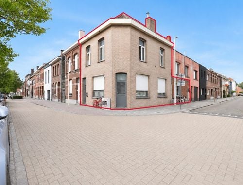                                         Woning te koop in Schoten, € 335.000
