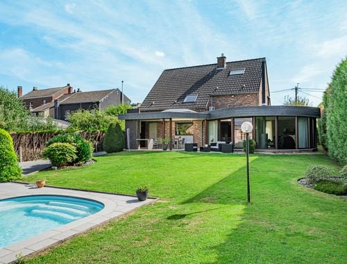                                         Woning te koop in Visé, € 660.000
