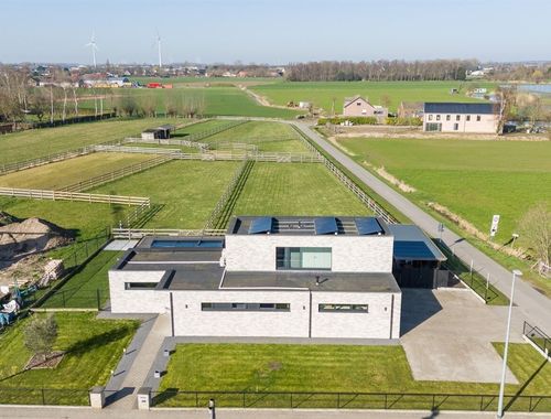                                         Villa te koop in Moerzeke, € 950.000
