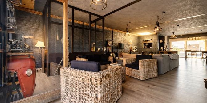 Bien professionnel à vendre à 7700 Mouscron