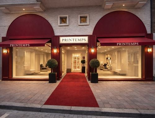                                         Commerce à louer à Knokke, € 10.000
