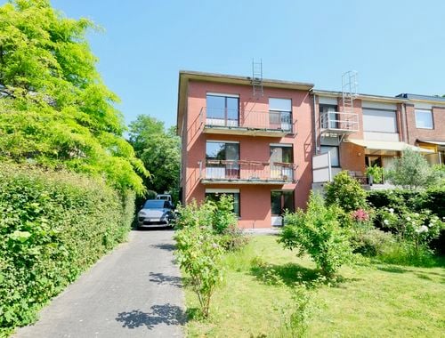                                         Immeuble d'appartements à vendre à Deurne, € 549.000
