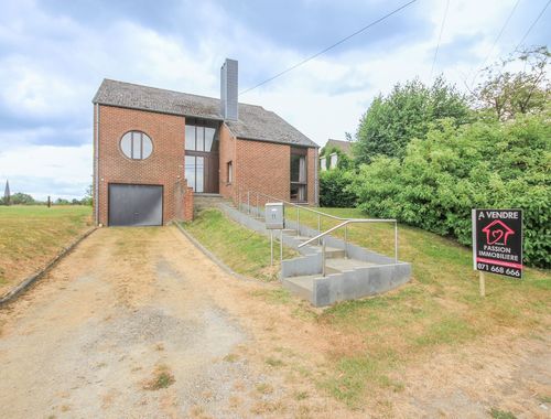                                         Villa à vendre à Morialmé, € 329.000
