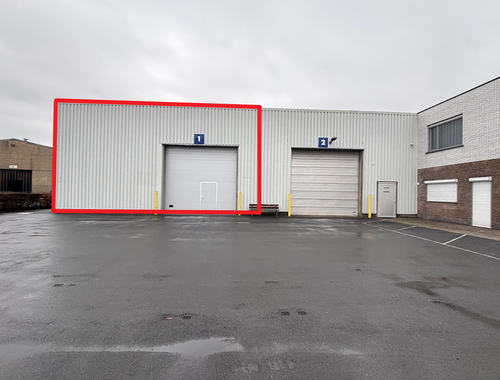                                         Entrepôt à louer à Kuurne, € 1.779
