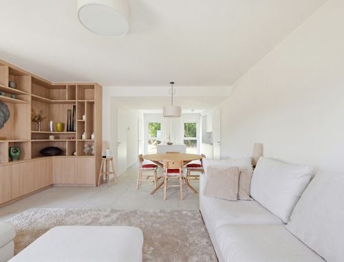                                         Appartement te koop in Profondeville, € 365.000
