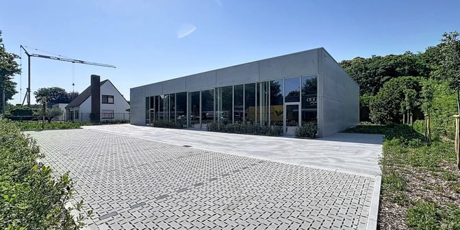 Bedrijfsvastgoed te huur in Maalse Steenweg 275, 8310 Sint-Kruis
