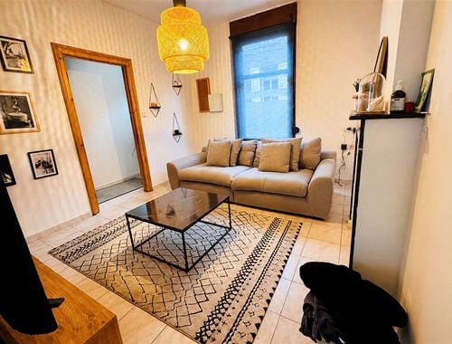                                        Eengezinswoning te koop in Nimy, € 230.000
