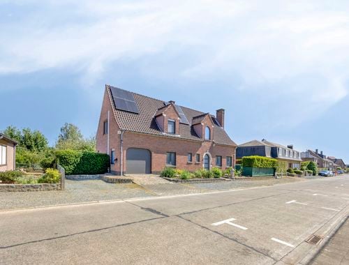                                        Woning te koop in Pamel, € 495.000
