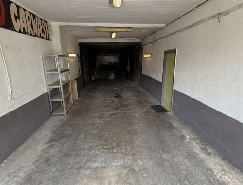                                         Gemengd gebruik te koop in Denderwindeke, € 169.000
