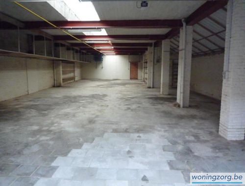                                         Entrepôt à louer à Mechelen, € 780
