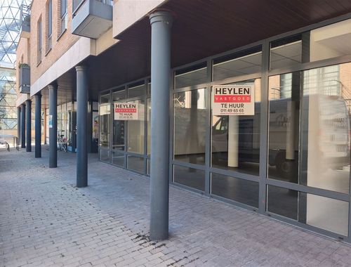                                         Bâtiment commercial à louer à Lommel, € 1.150
