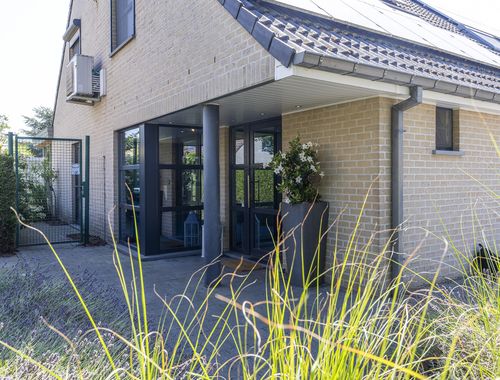                                         Eengezinswoning te koop in Eeklo, € 435.000
