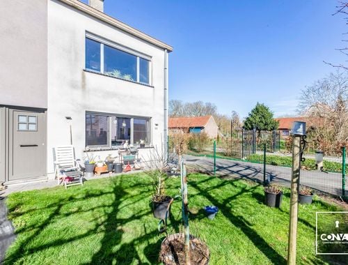                                         Appartement te koop in Waarschoot, € 225.000
