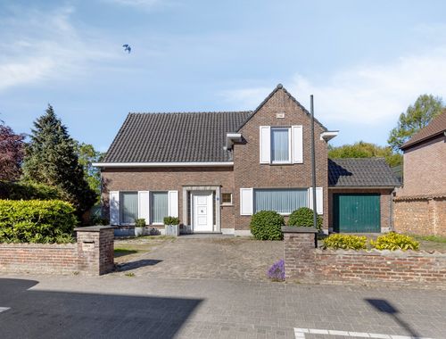                                         Maison à louer à Overmere, € 1.275
