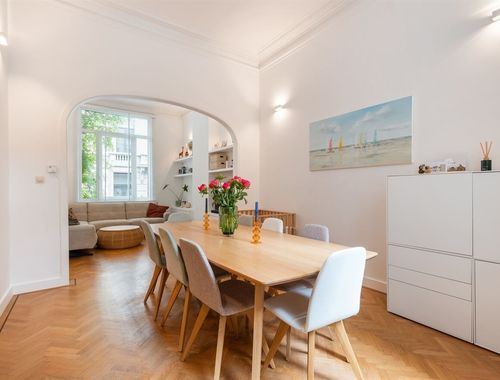                                         Maison de ville à vendre à Berchem, € 790.000
