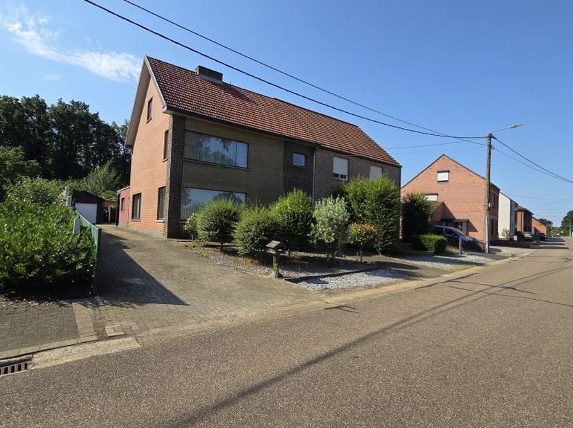 Maison à vendre
                    à 3580 Beringen