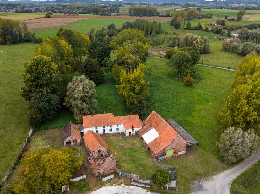 Huis te koop in Rue Remenpont 1,
                    7860 Lessines