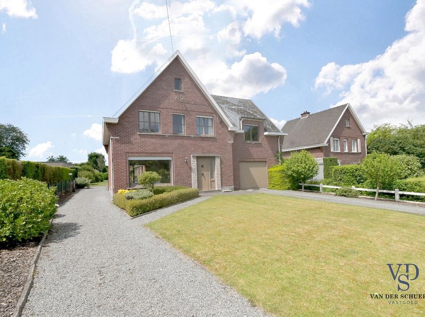 Maison à vendre
                    à 9820 Munte