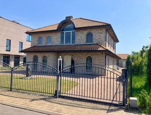                                         Woning te koop in Sint-Niklaas, € 940.000
