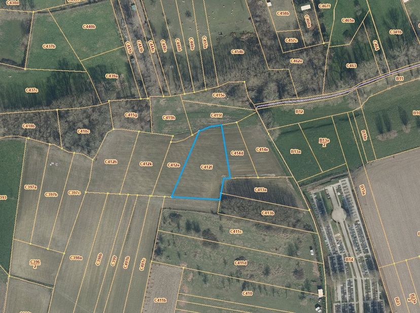 Grond te koop in Lostraat LBG,
                    1760 Strijtem