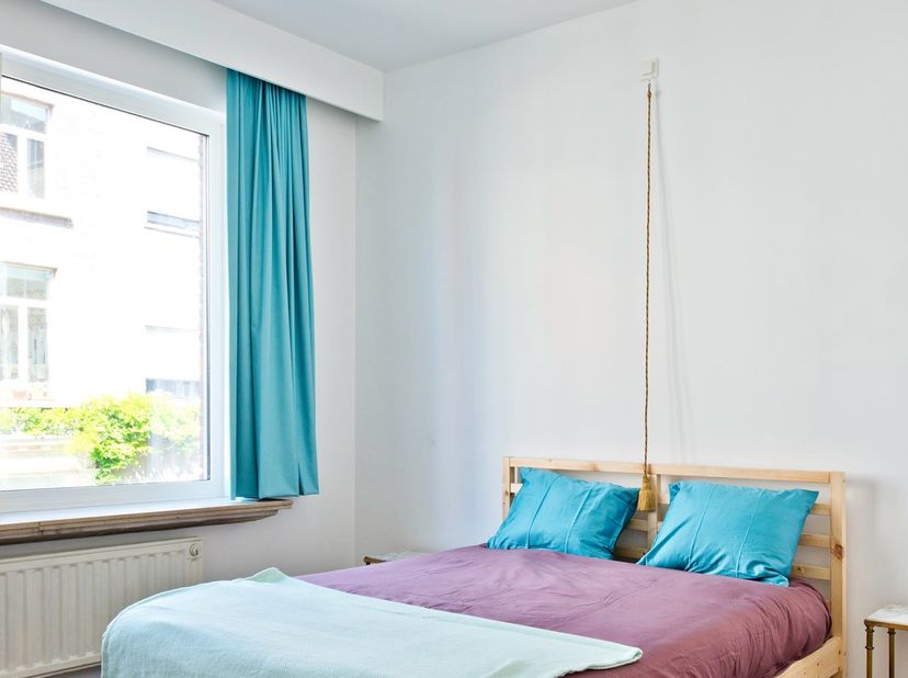 Uniek appartement met 2 slaapkamers, hartje Gent.&lt;br /&gt;
85m² woonoppervlakte.&lt;br /&gt;
Omvattend: appartement op de 2de verdieping met 2 ruime slaapkamer