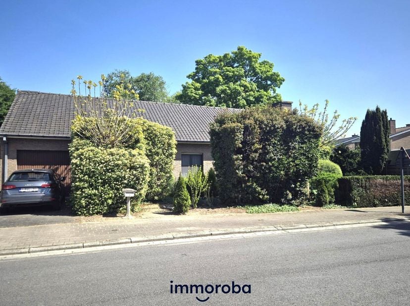 EERSTE EN TWEEDE BEZOEKMOMENT IS VOLZET!&lt;br /&gt;
Ruime bungalow gelegen in het rustige Zulte is ideaal voor wie op zoek is naar een gezellige gezinswoni