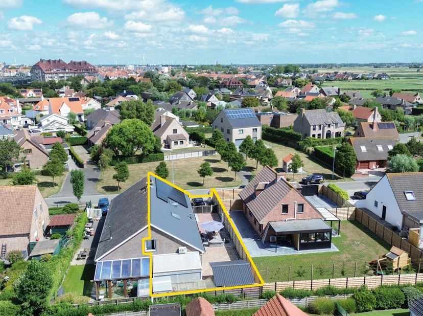 Kijkdag zaterdag 23/08 tussen 10-12u, op afspraak!&lt;br /&gt;
Ontdek deze prachtige, instapklare halfopen bebouwing in de begeerde woonwijk van Harendijk (